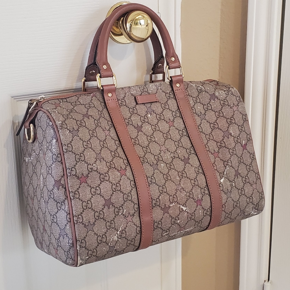 Gucci GG Supreme Stars Medium Joy Boston Pink